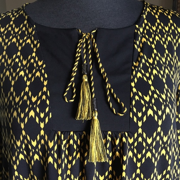 SUSAN GRAVER Liquid Knit Tan Chevron Tunic size XL - Picture 3 of 7